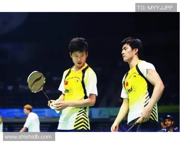 广州羽毛球队与上海羽毛球队赛后分析力量对比与战术探讨